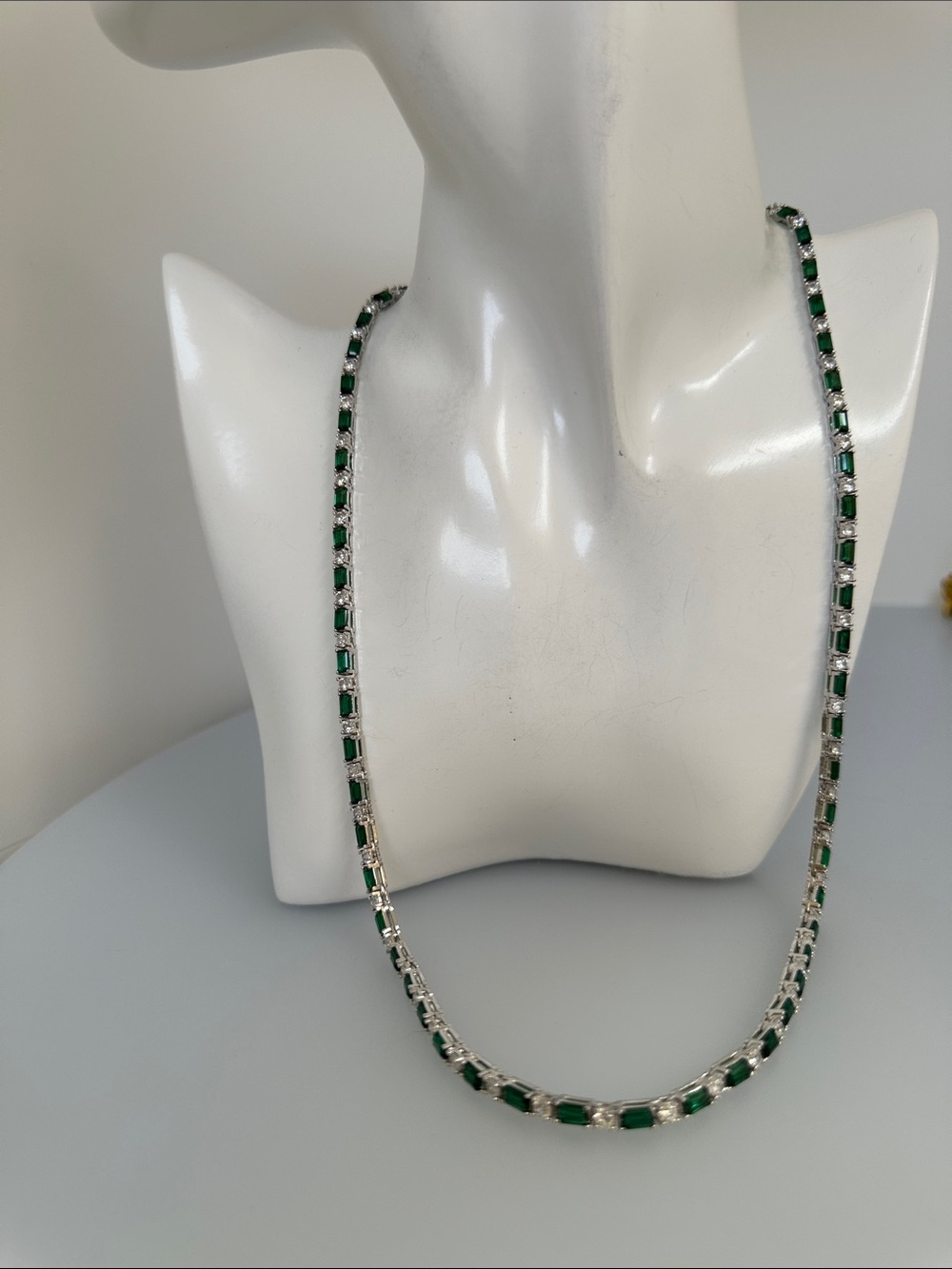 MILOR Emerald-Link Silver Tennis Necklace
